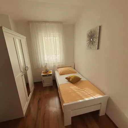 Apartments Kolovrat Podstrana Room photo
